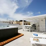 Itaca E Medea - Con Idromassaggio In Terrazza Lejlighed *