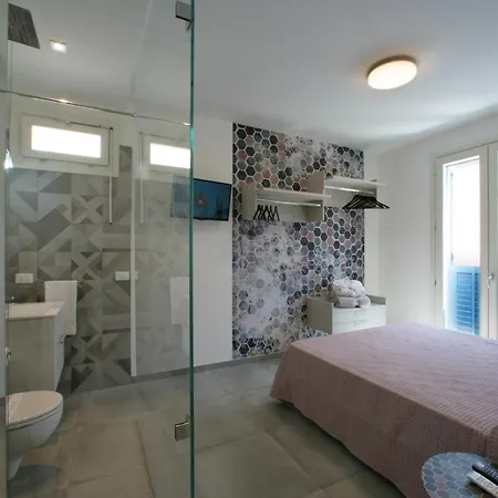 Itaca E Medea - Con Idromassaggio In Terrazza 아파트 산비토로카포