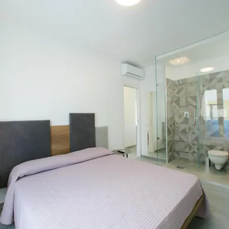 Itaca E Medea - Con Idromassaggio In Terrazza 아파트 산비토로카포