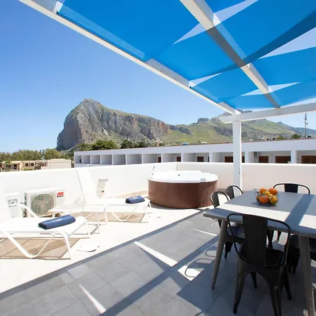 아파트 Itaca E Medea - Con Idromassaggio In Terrazza 산비토로카포