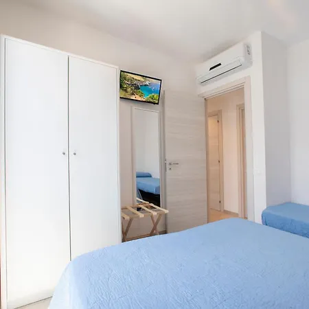 Itaca E Medea - Con Idromassaggio In Terrazza